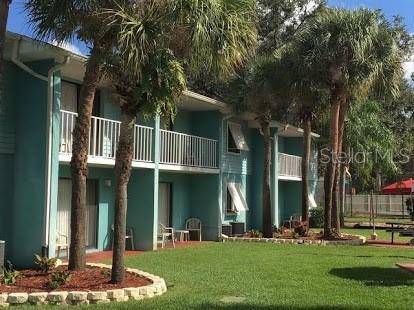 FLORIDA VACATION VILLAS - Residential Lease
