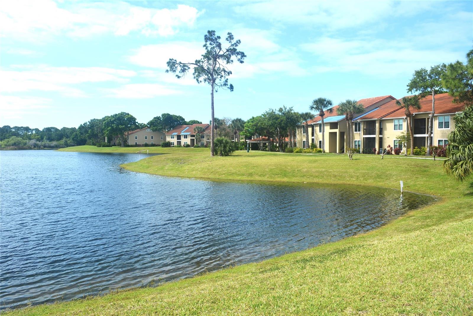 VINTAGE GRAND - Residential