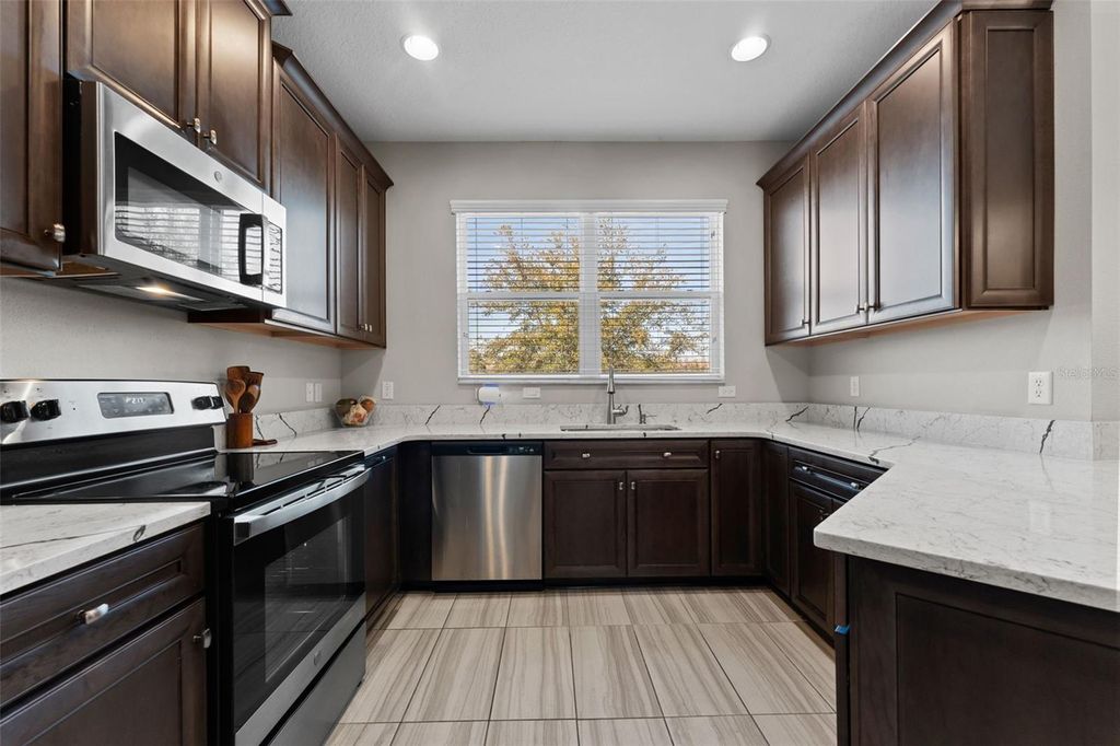 Photo of 29913 Southwell Lane, Wesley Chapel, FL 33543 (MLS # TB8475399)