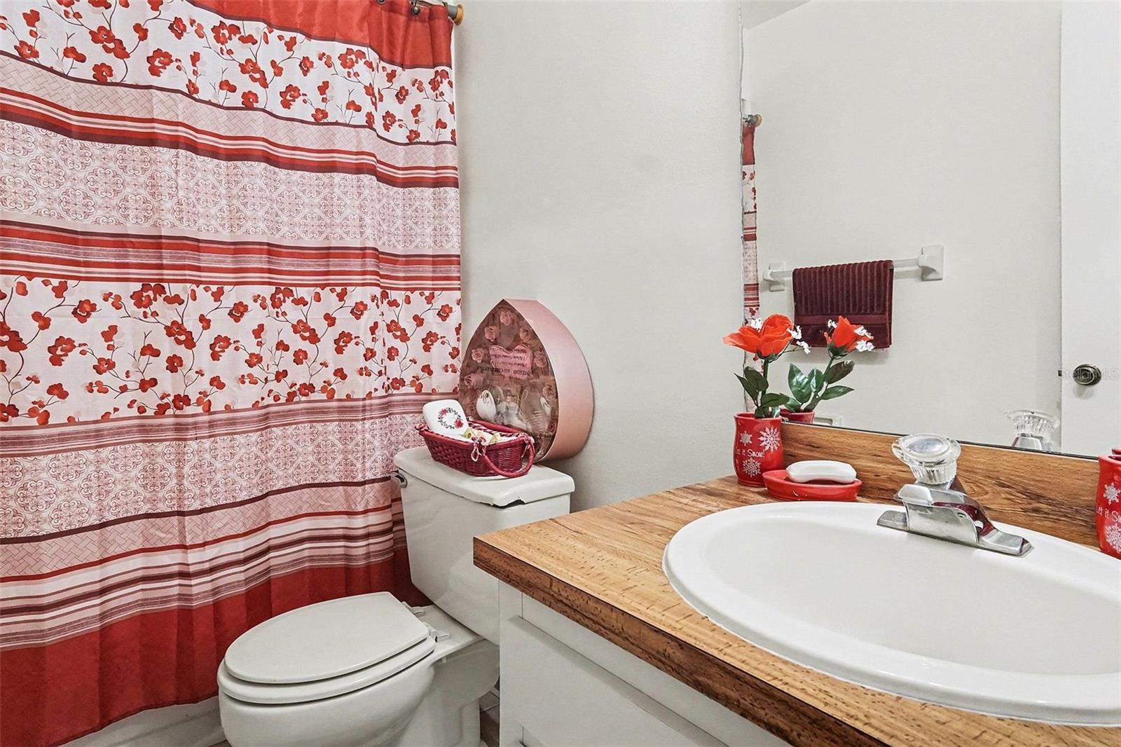 LEMON TREE CONDO SEC 04 - Residential