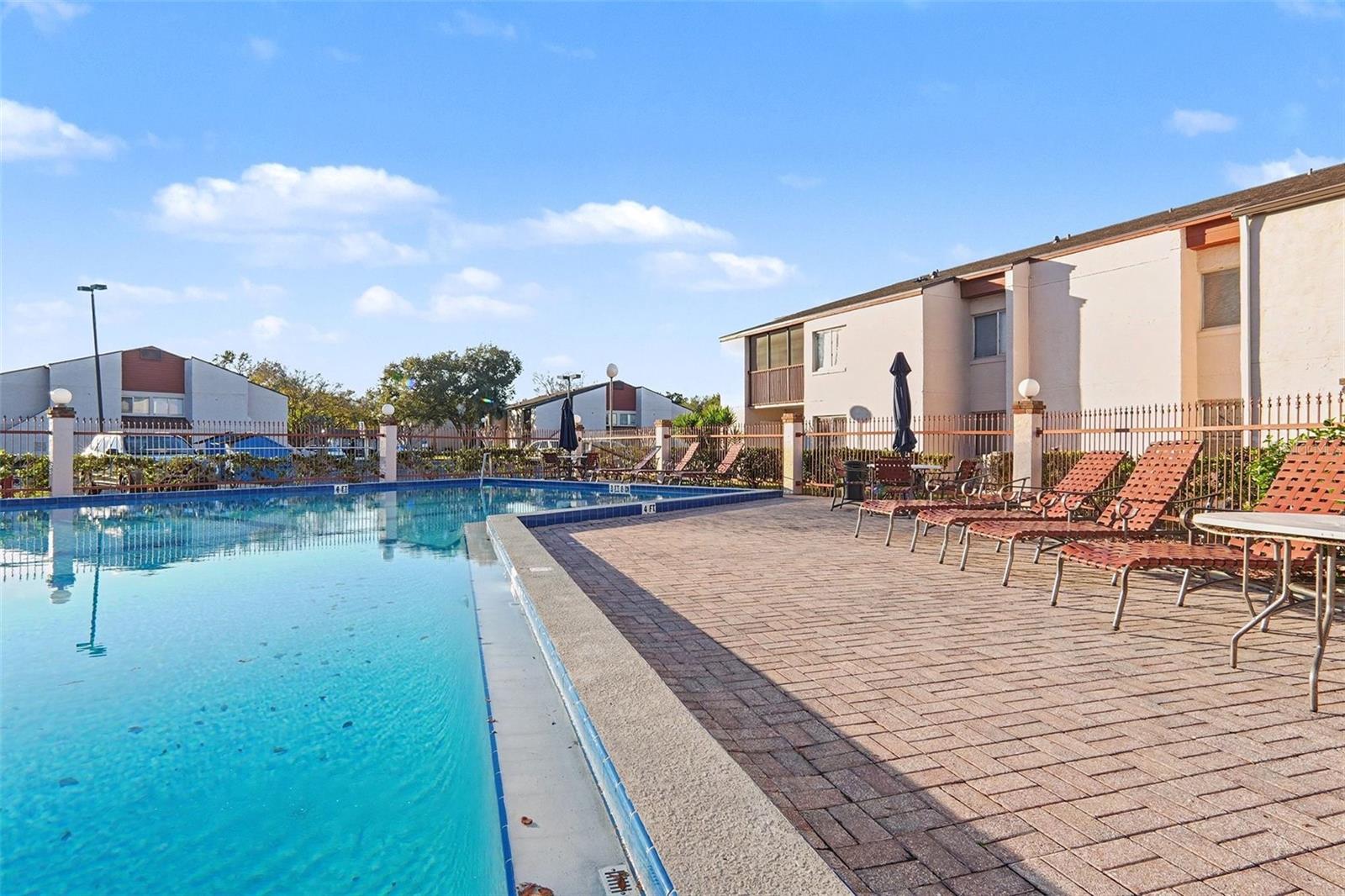 LEMON TREE CONDO SEC 04 - Residential