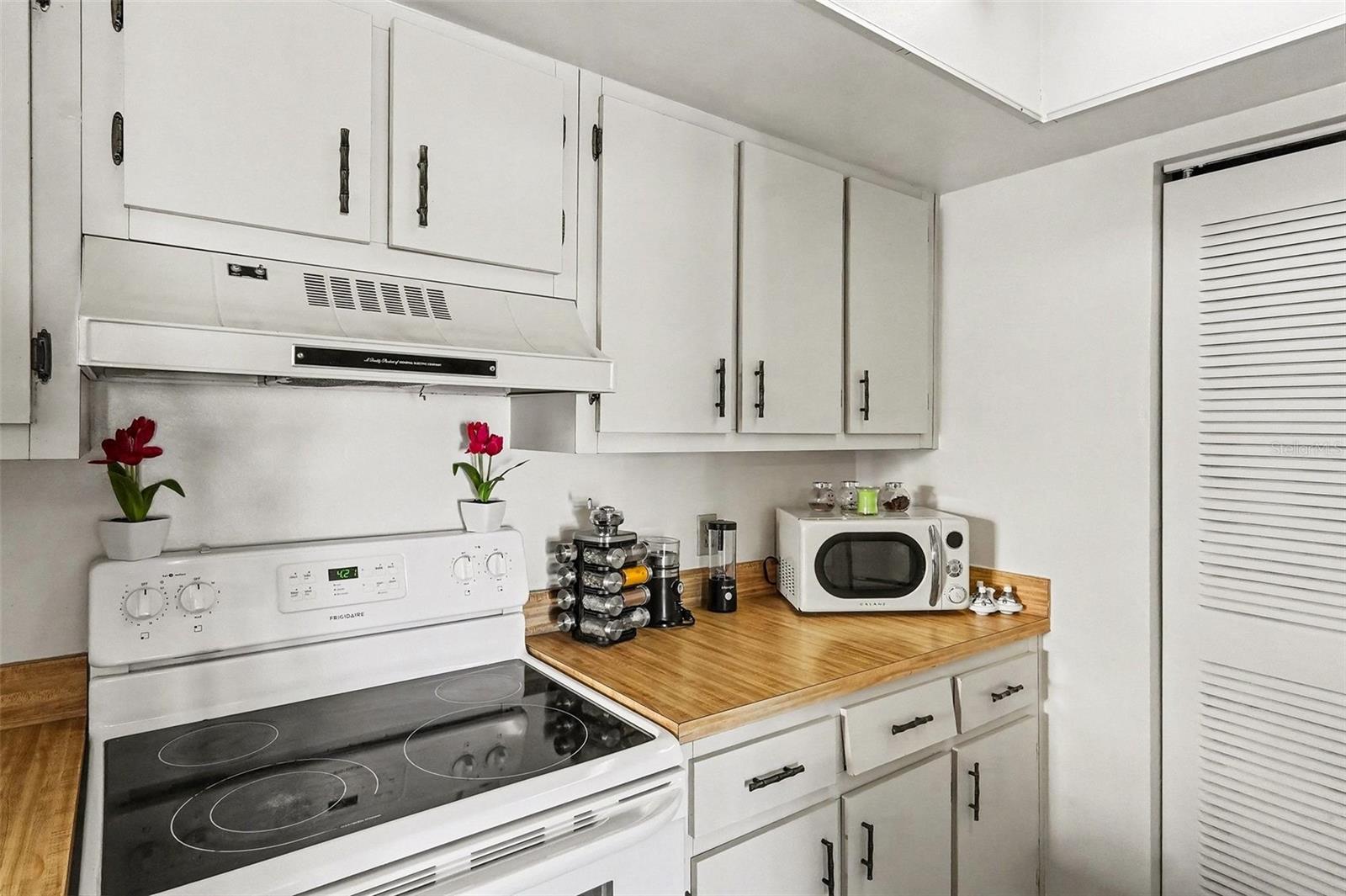 LEMON TREE CONDO SEC 04 - Residential