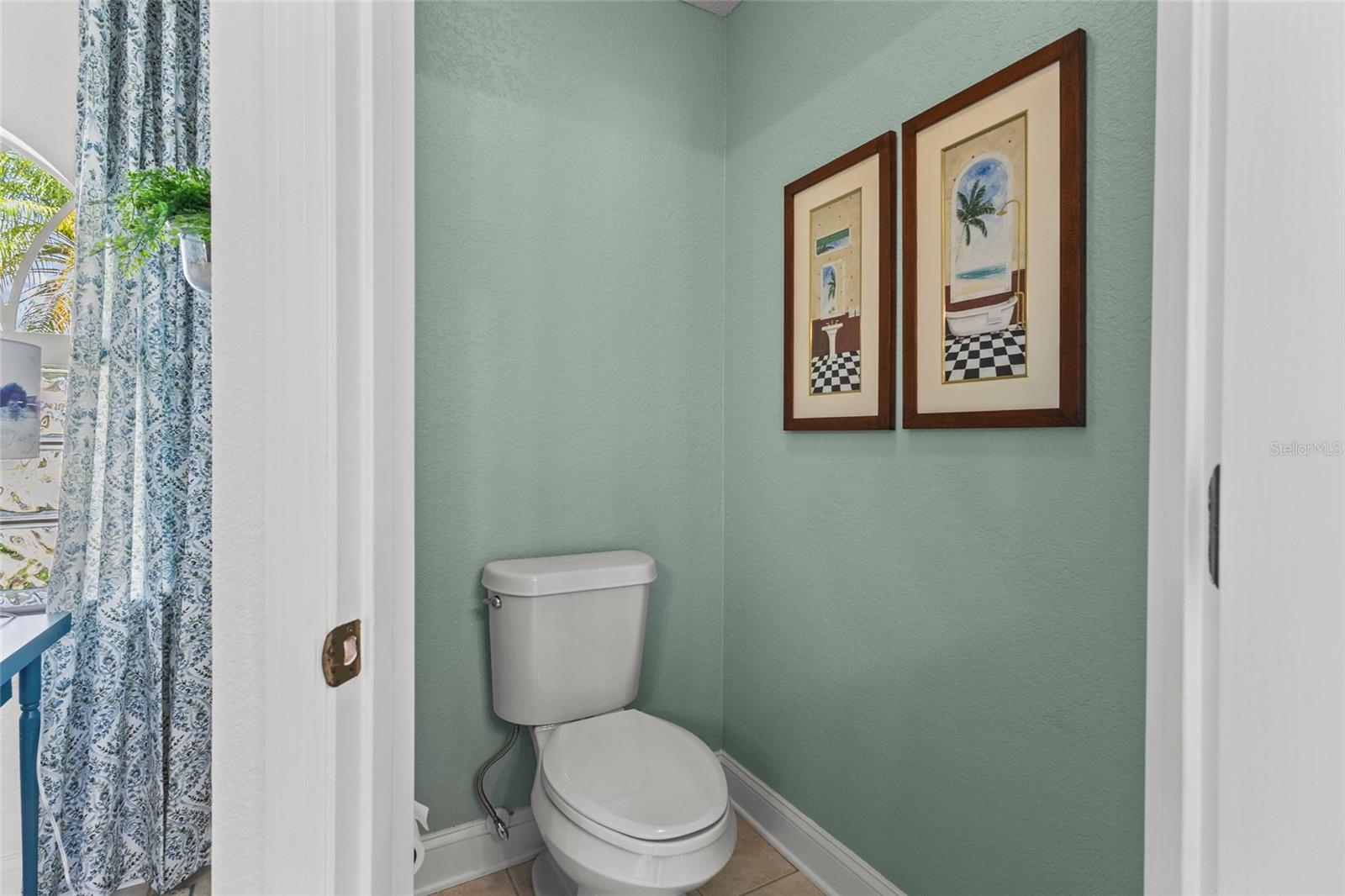 PEBBLE BEACH - Residential