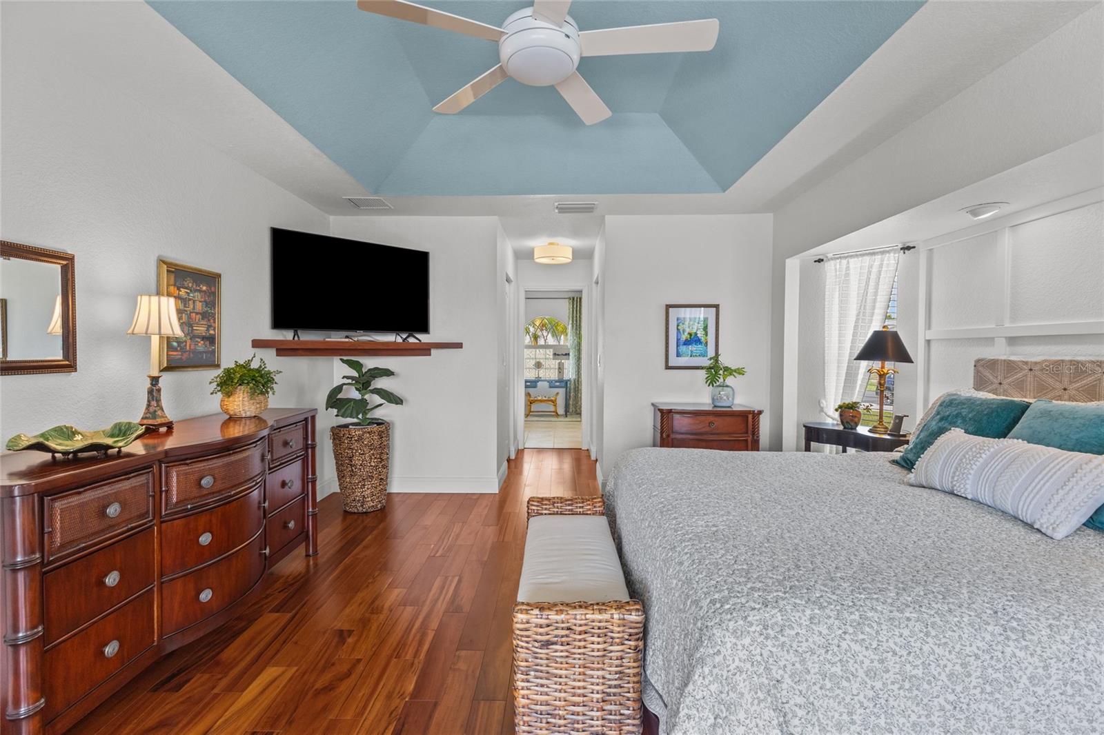 PEBBLE BEACH - Residential