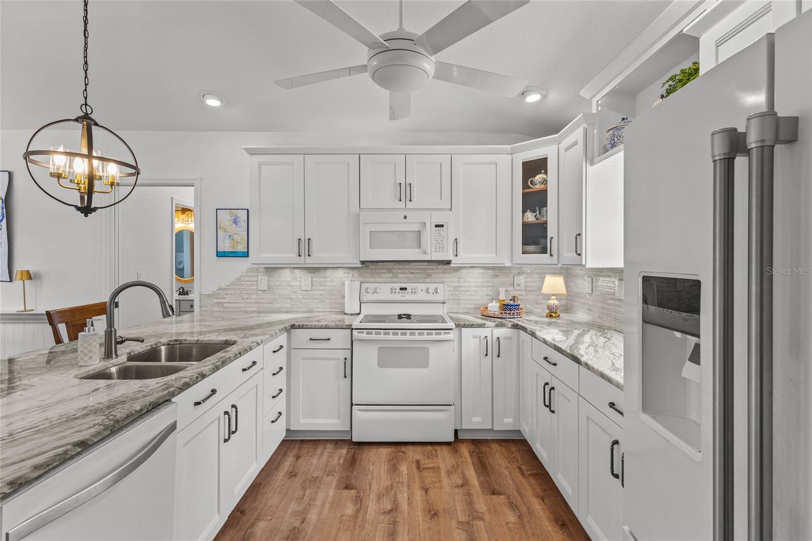 PEBBLE BEACH - Residential