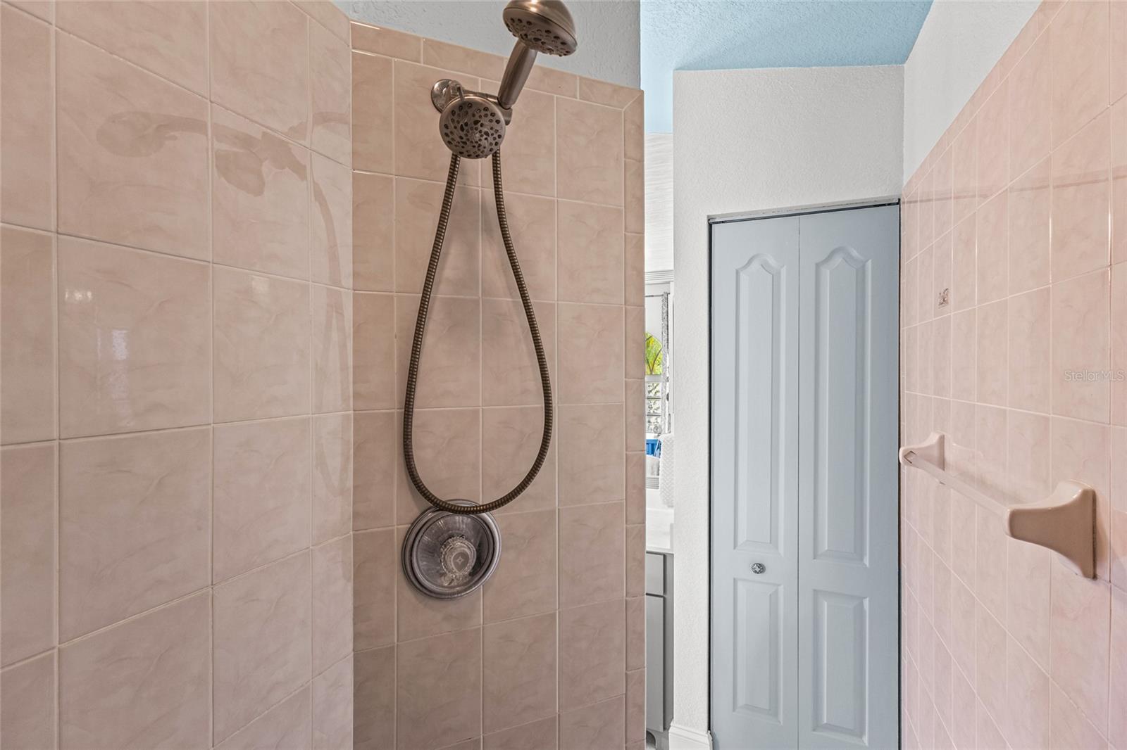 PEBBLE BEACH - Residential