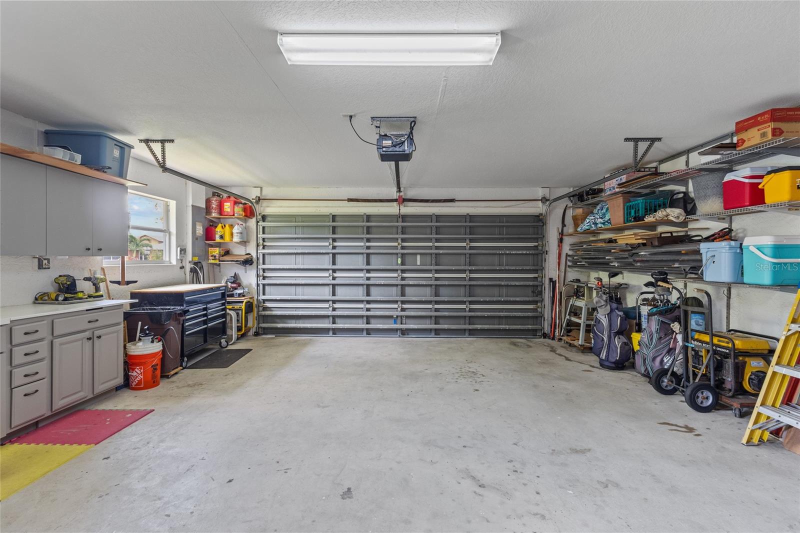 PEBBLE BEACH - Residential