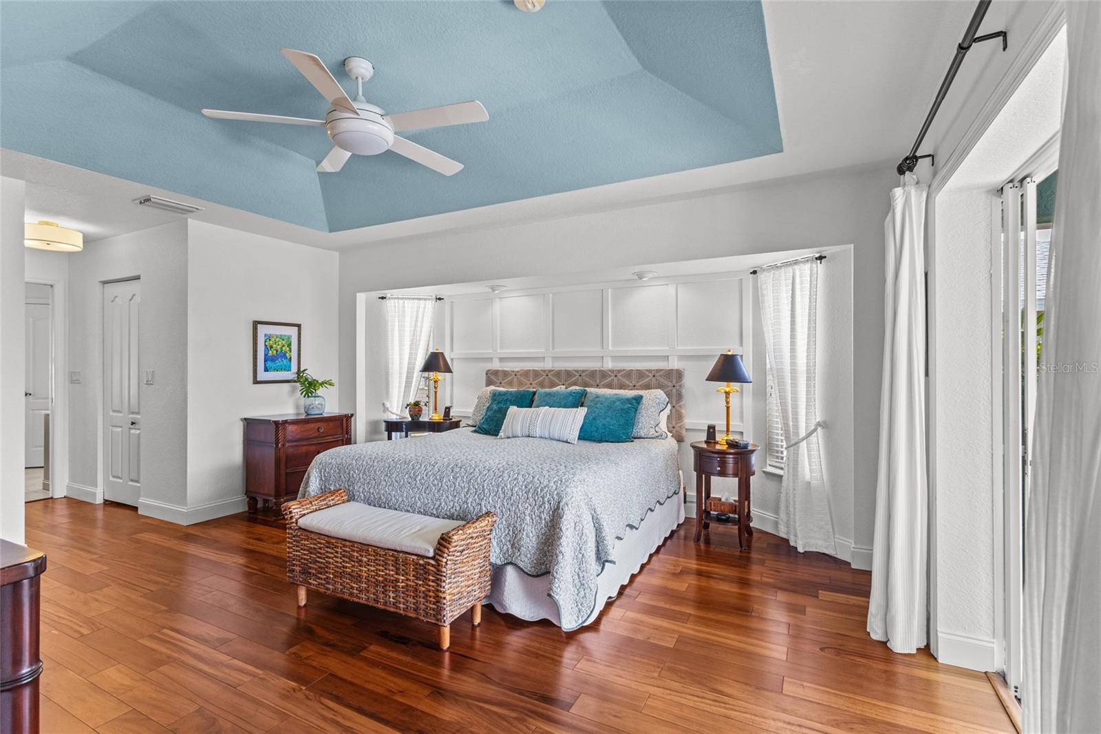 PEBBLE BEACH - Residential