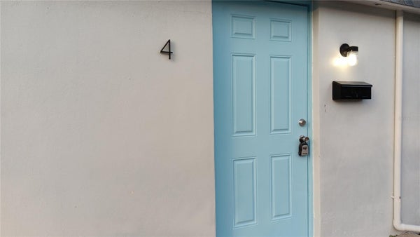885 BELTREES ST APT 4, DUNEDIN, FL 34698 - Image b165795ff74da087b31c2da03e66c2f6/3240128992