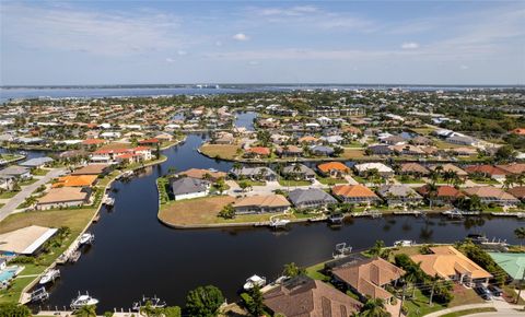 A home in PUNTA GORDA