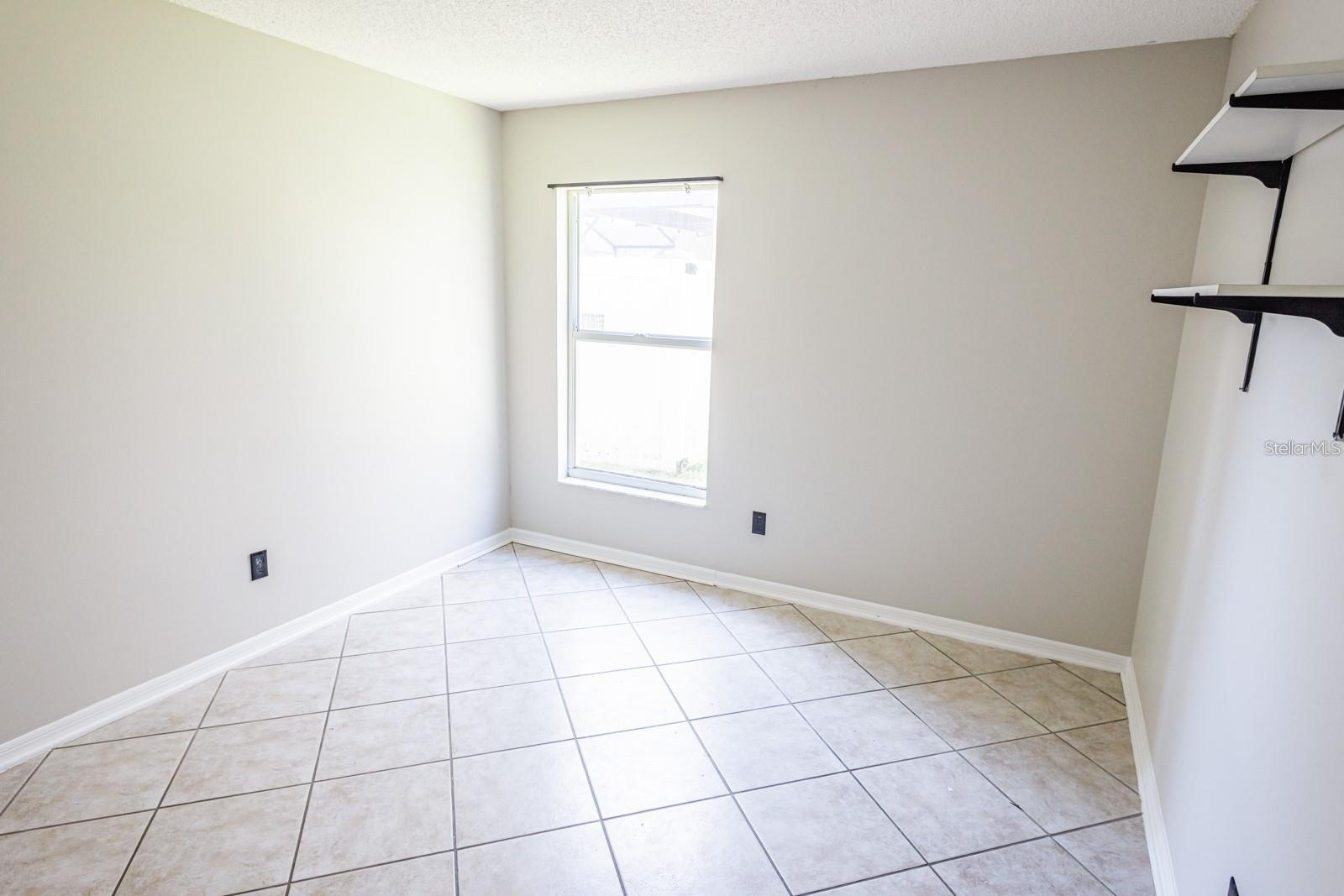 ALAFAYA WOODS PH 04 - Residential Lease