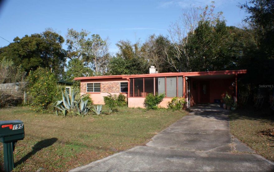 *BACK ON MARKET* Cute handyman special. Three bedroom concrete block home close to shopping, restaurants, I95 for quick and easy access. Nice large and fenced backyard. 2 room outbuilding with 1/2 bath. Could be a workshop or could be revamped to make a small guest accommodation or an office. Dead end street, so no through traffic. Home needs repairs. Shown by Appointment only. Cash offers only. ;Water: City