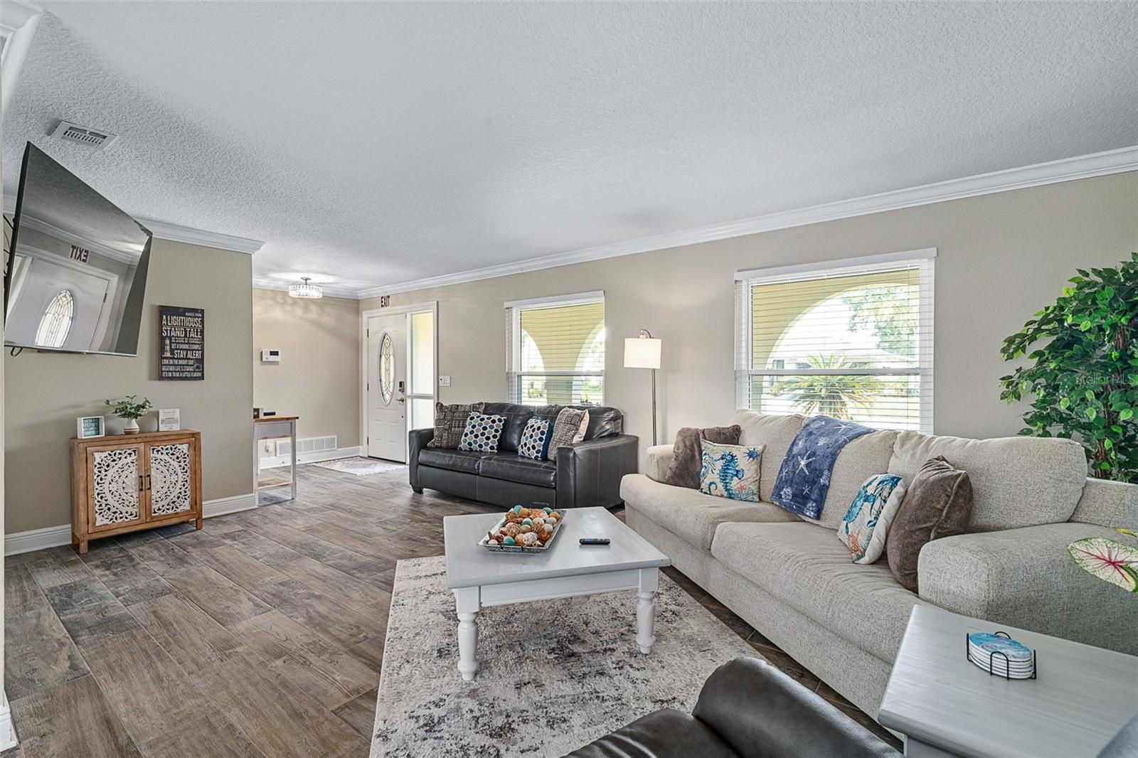 7 FLEMING COURT