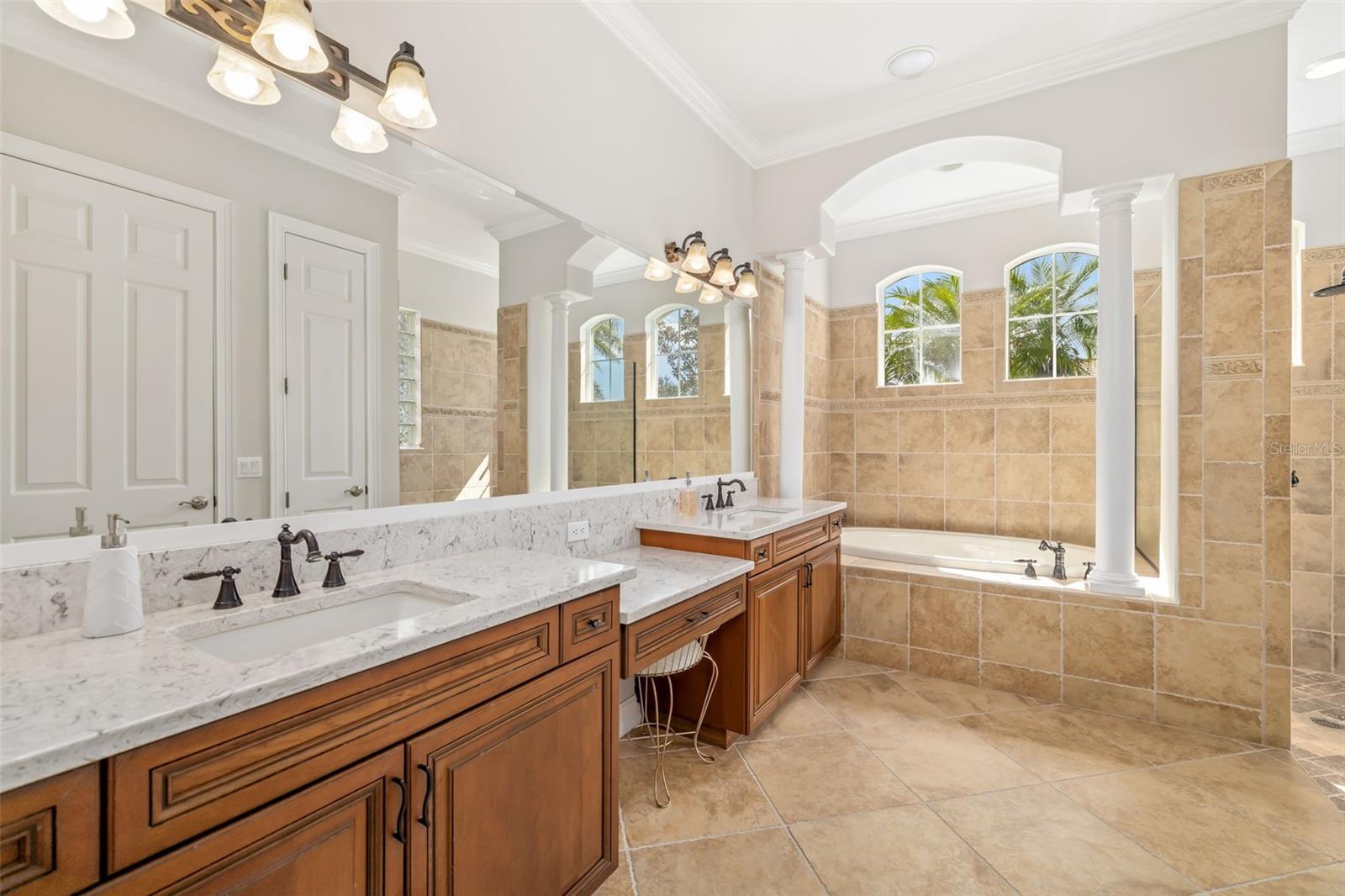 VENETIAN GOLF & RIVER CLUB - Residential