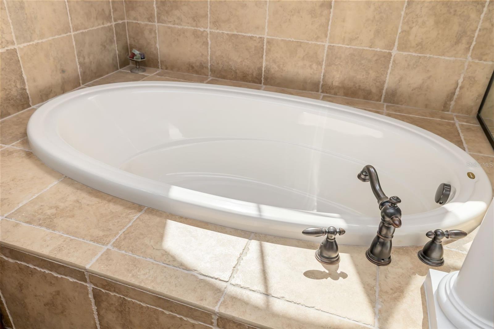 VENETIAN GOLF & RIVER CLUB - Residential