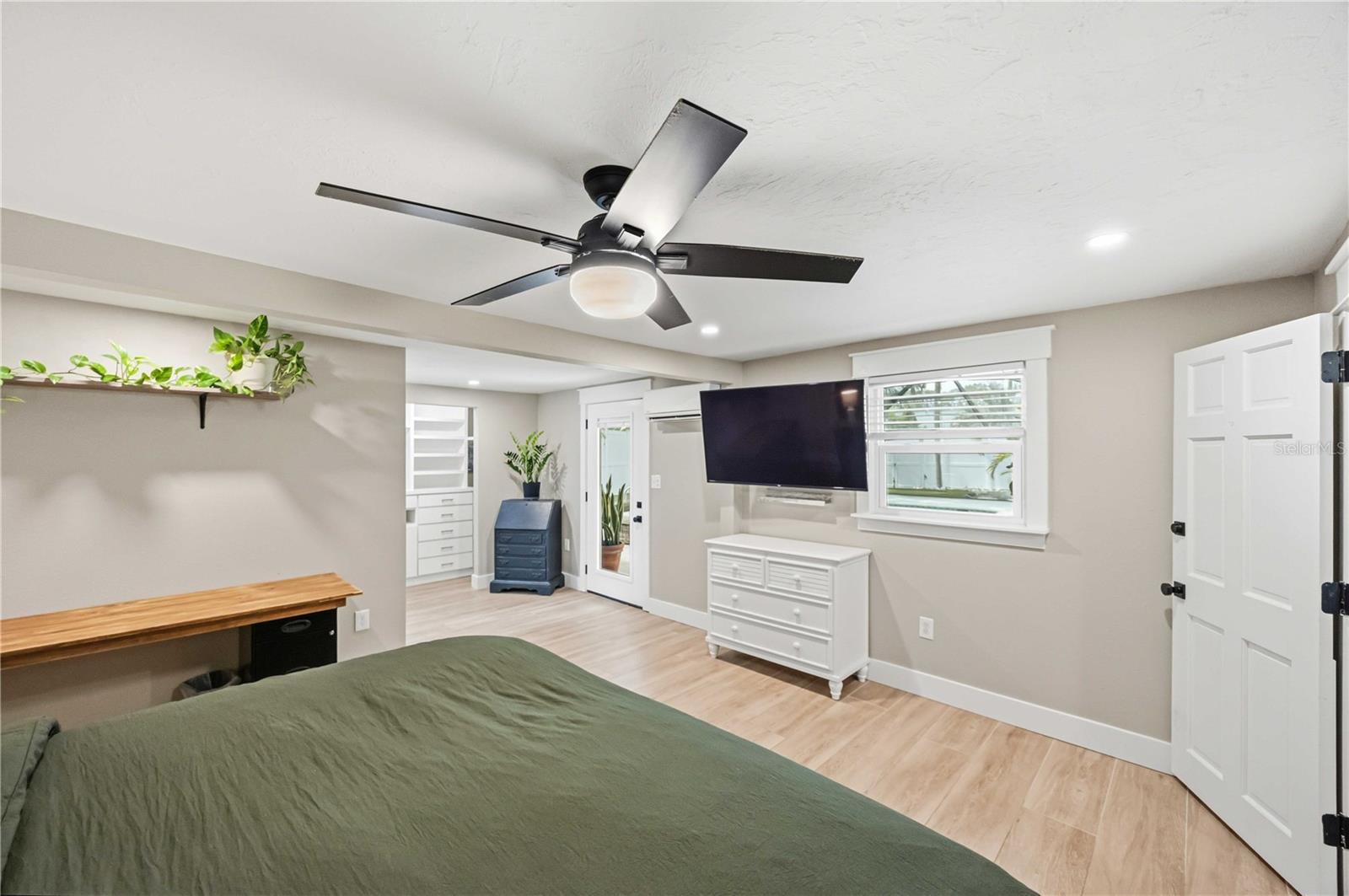 SPRING LAKE SUB ADD 1 - Residential