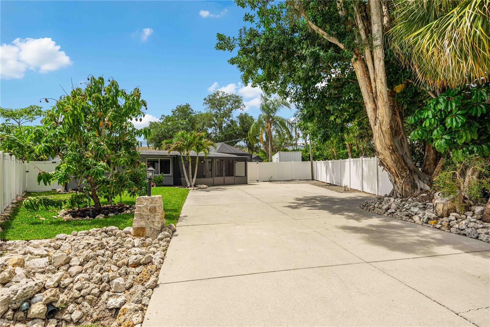 SPRING LAKE SUB ADD 1 - Residential