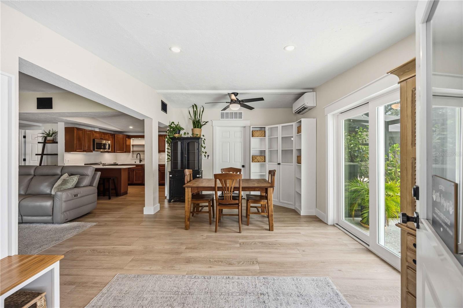 SPRING LAKE SUB ADD 1 - Residential