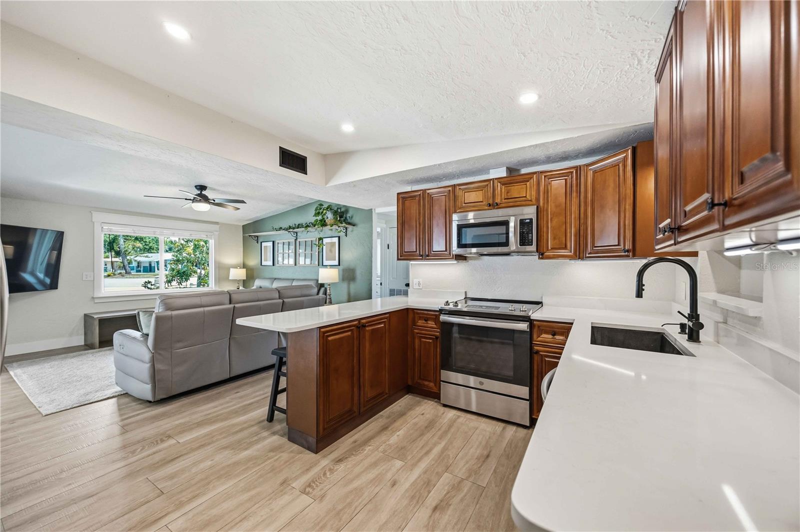SPRING LAKE SUB ADD 1 - Residential
