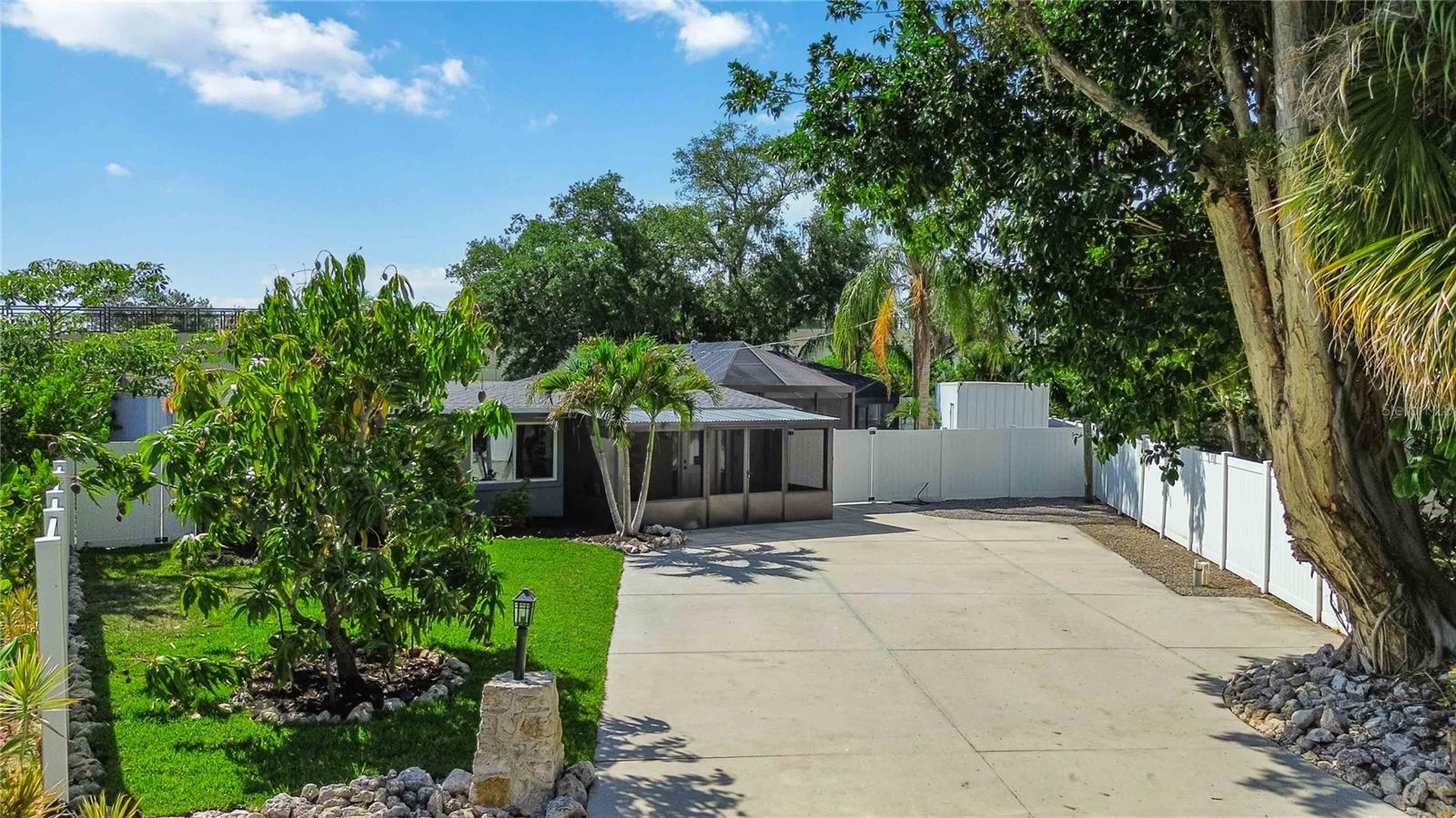 SPRING LAKE SUB ADD 1 - Residential
