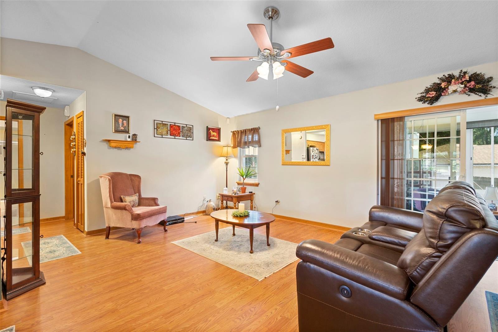 BLUE SPGS 03-18-30 - Residential