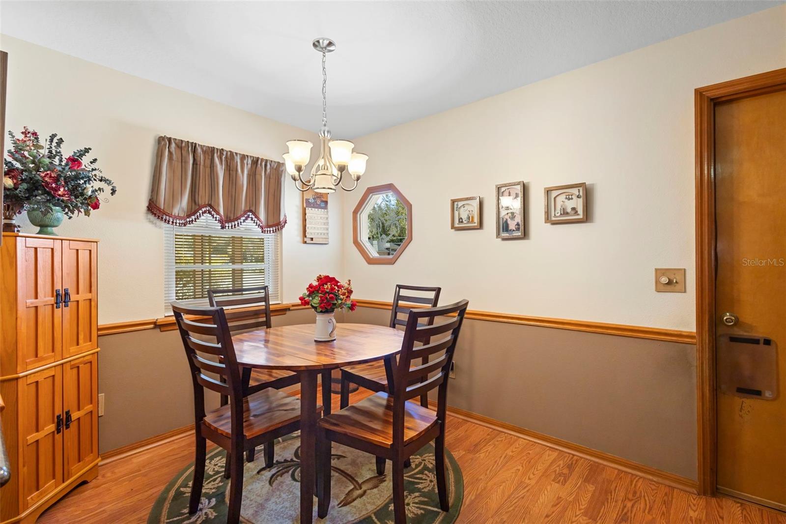 BLUE SPGS 03-18-30 - Residential