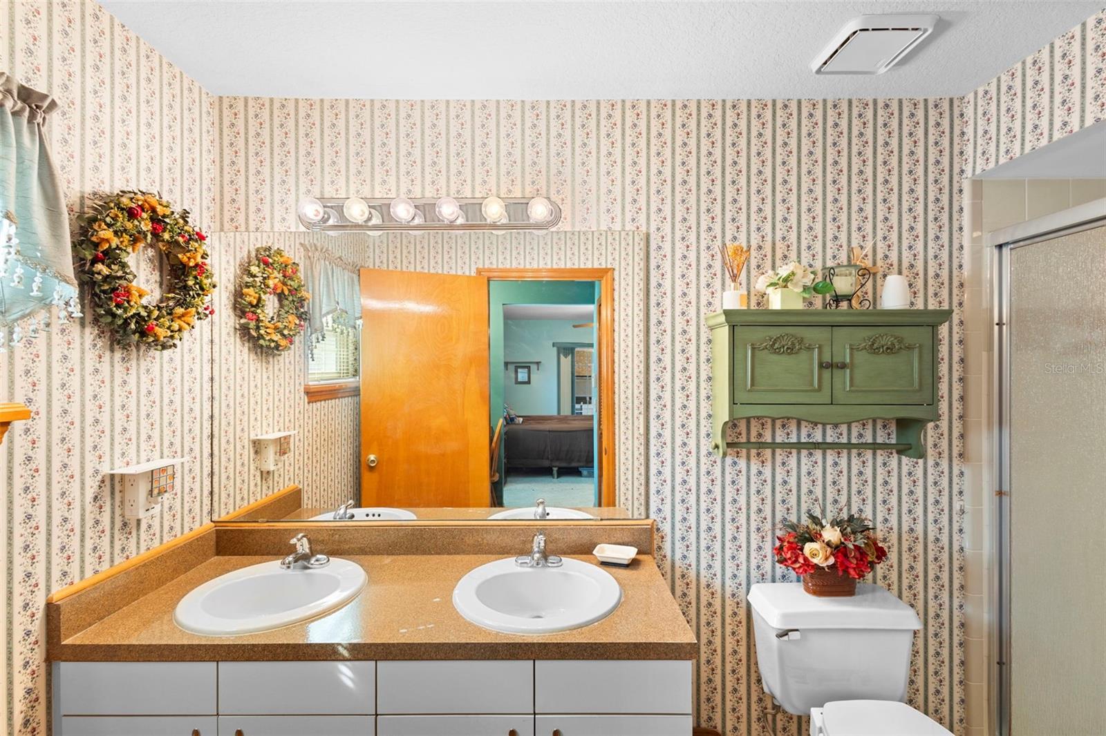 BLUE SPGS 03-18-30 - Residential