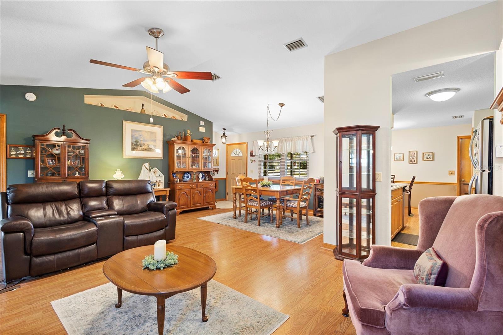 BLUE SPGS 03-18-30 - Residential