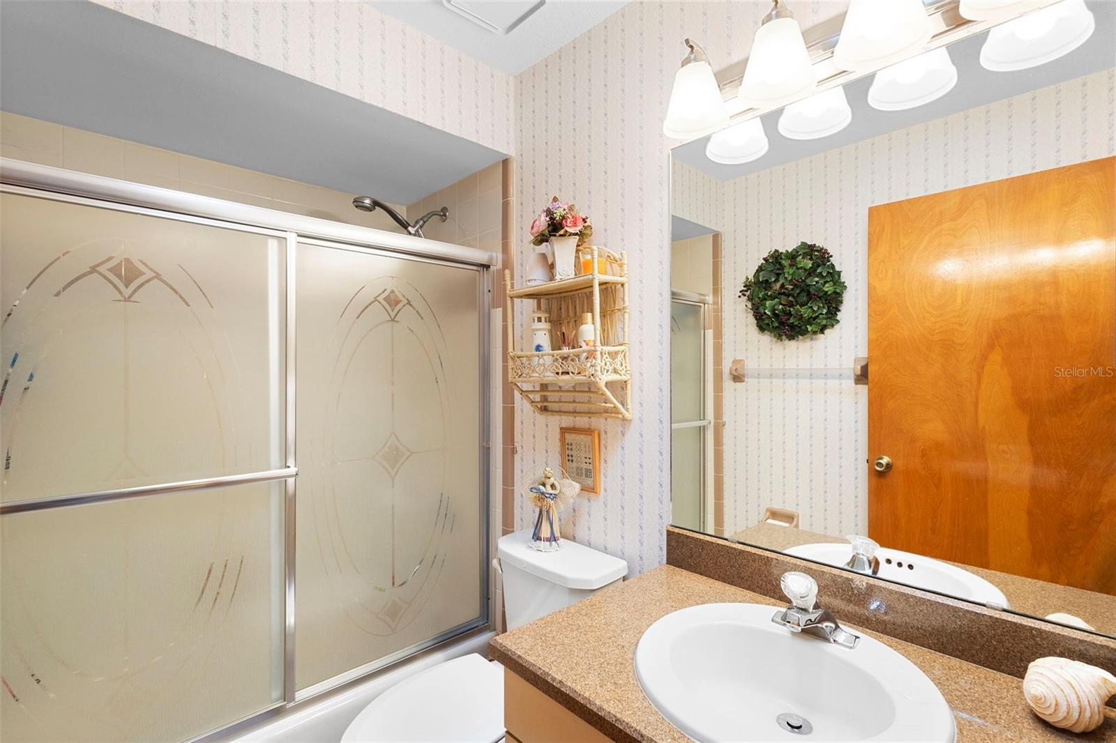 BLUE SPGS 03-18-30 - Residential