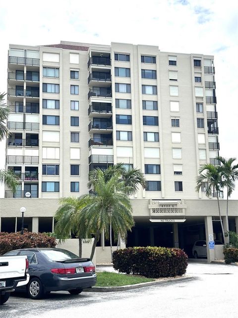 Photo of 6322 Palma Del Mar Boulevard S #G402, St Petersburg, FL 33715 (MLS # TB8514928)