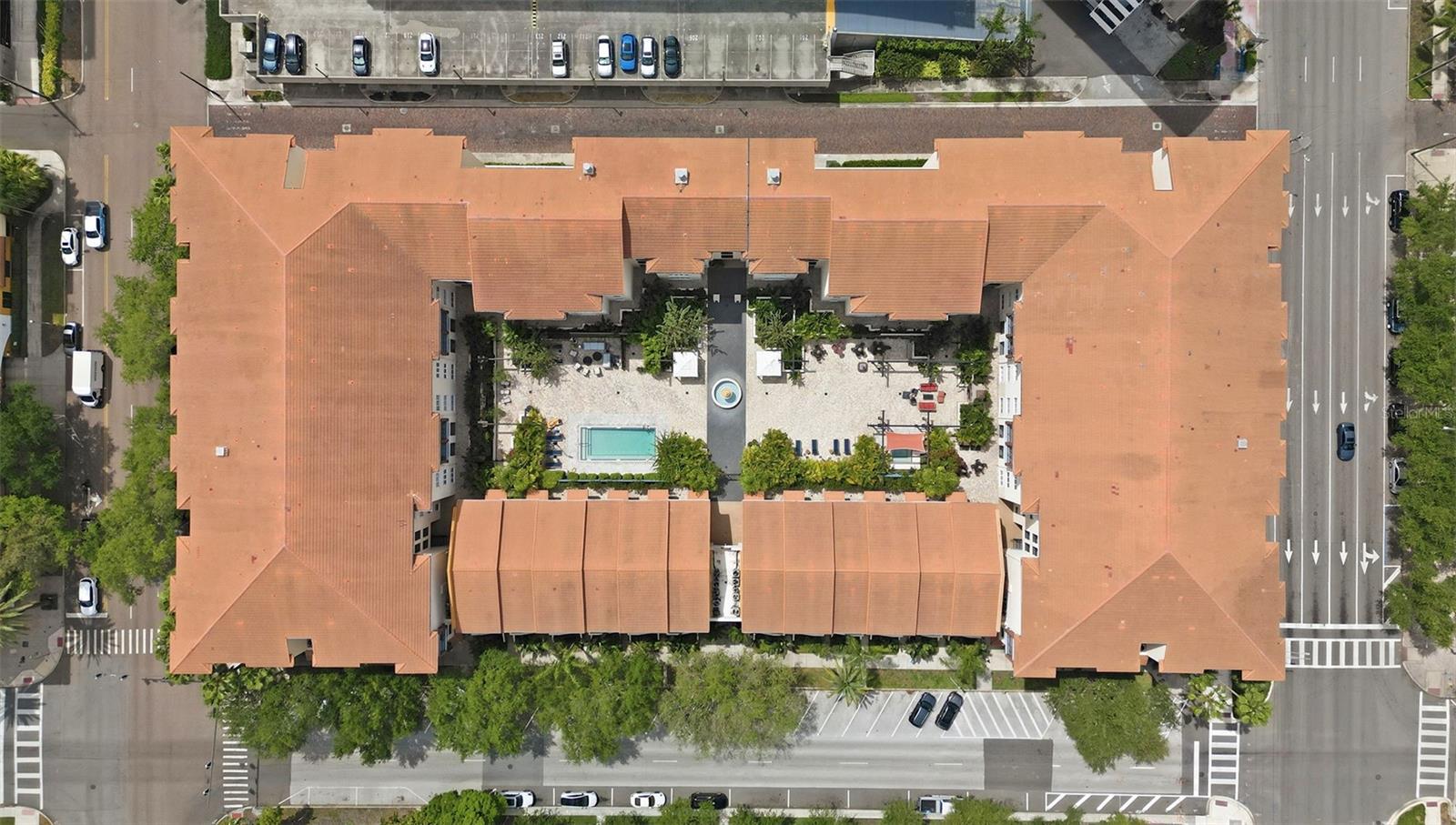 MADISON AT ST PETE - Residential