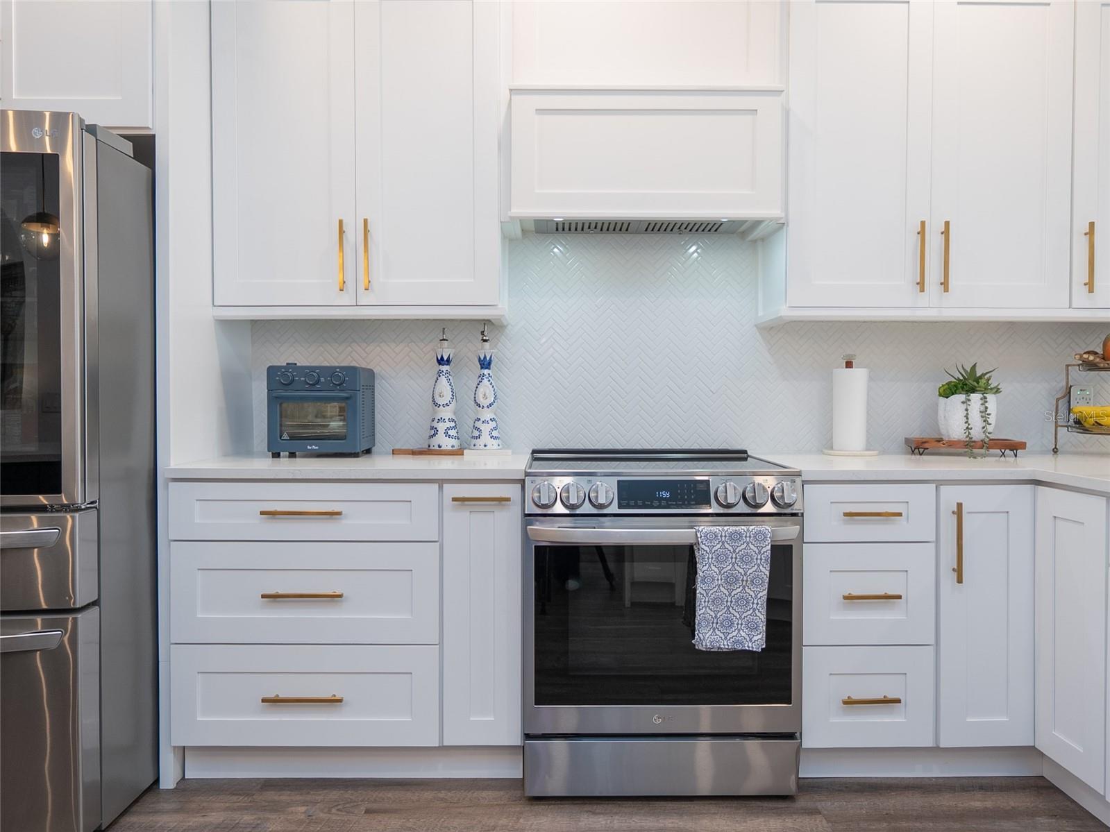 STONEYBROOK AT HERITAGE HARBOUR D-1 - Residential