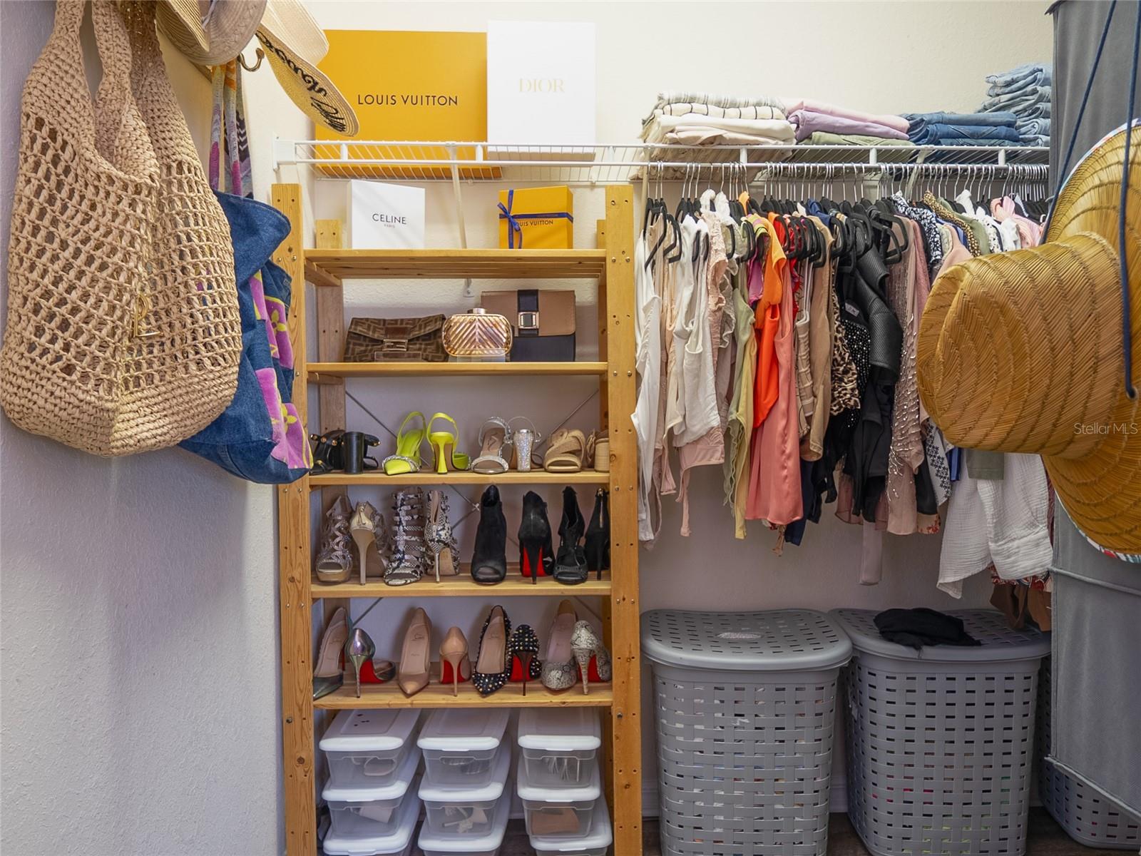 STONEYBROOK AT HERITAGE HARBOUR D-1 - Residential