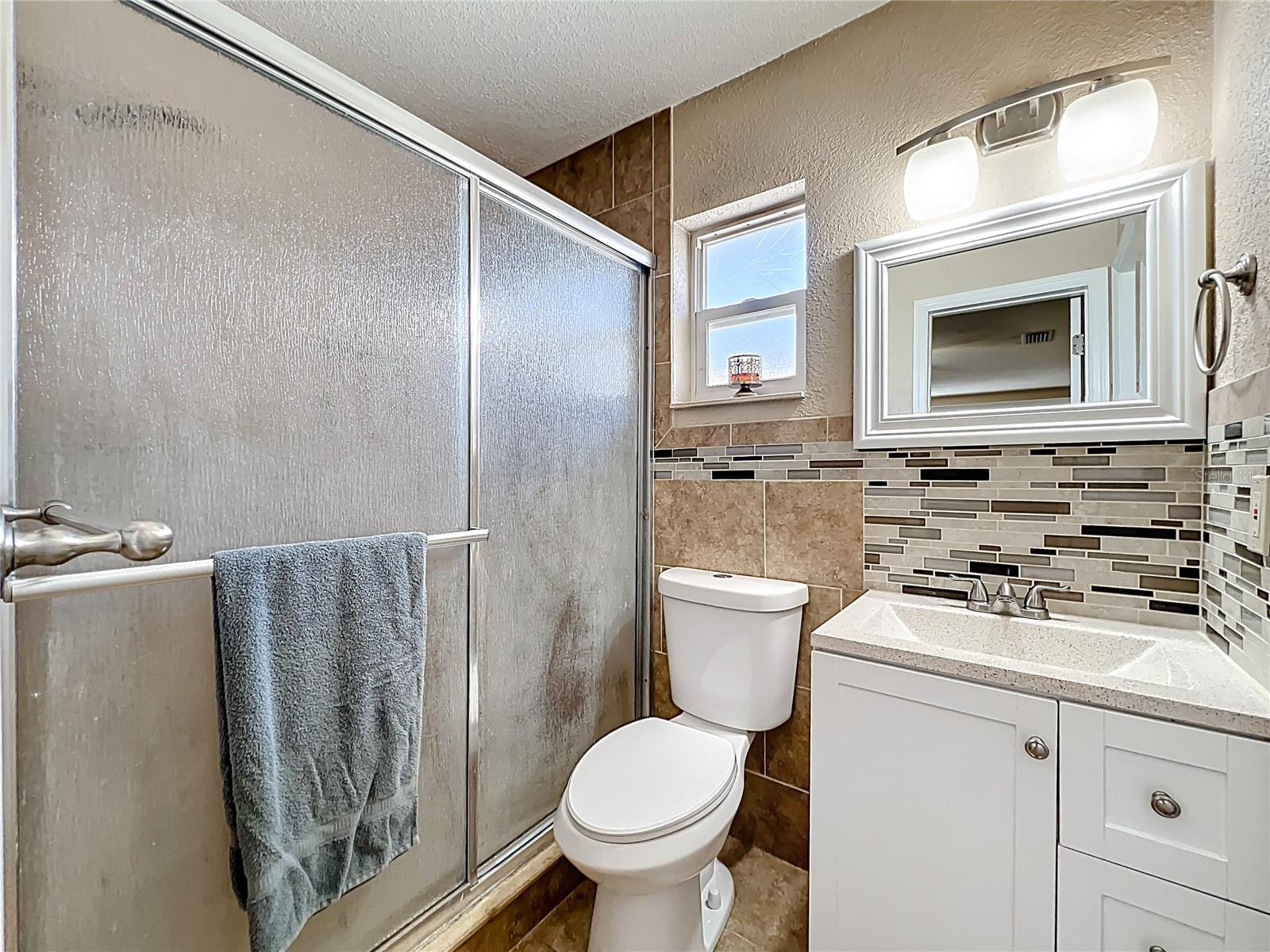 HI-RIDGE ESTATES - Residential