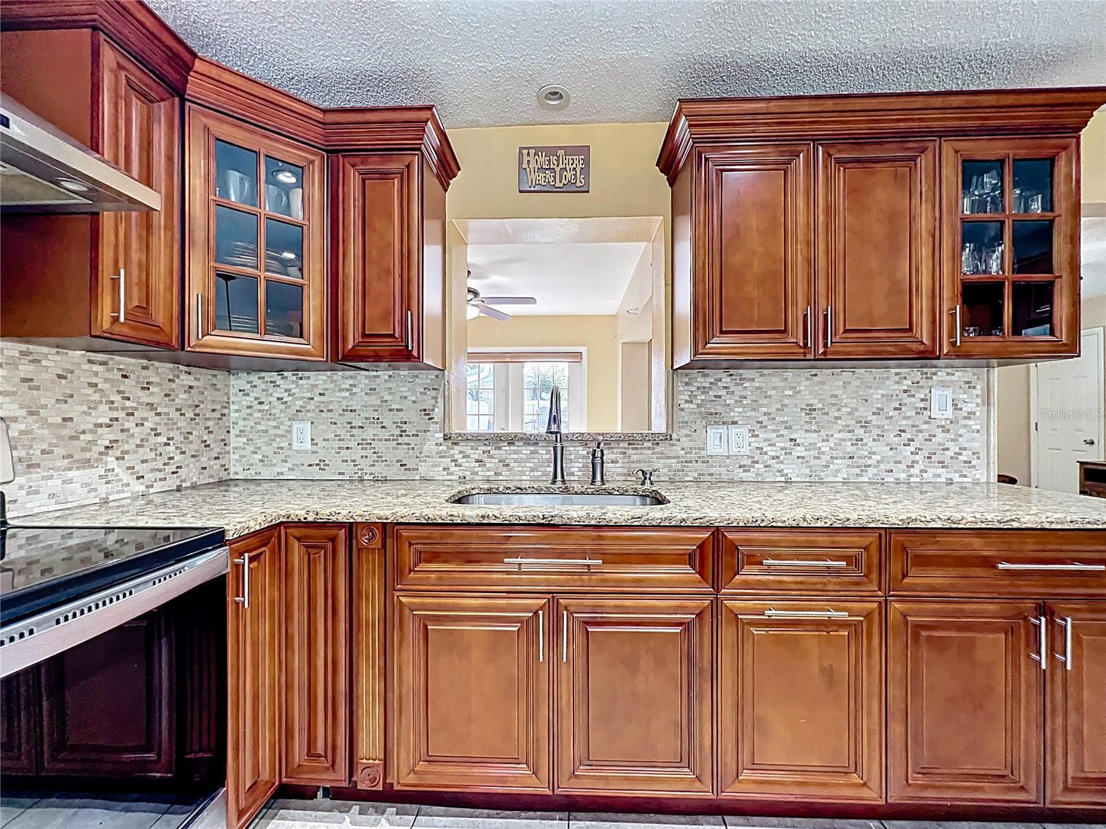 HI-RIDGE ESTATES - Residential