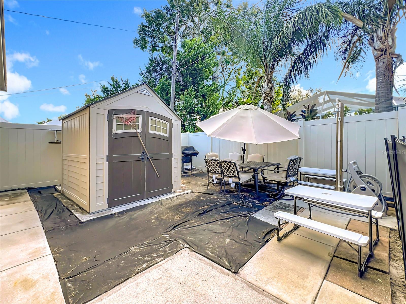 HI-RIDGE ESTATES - Residential