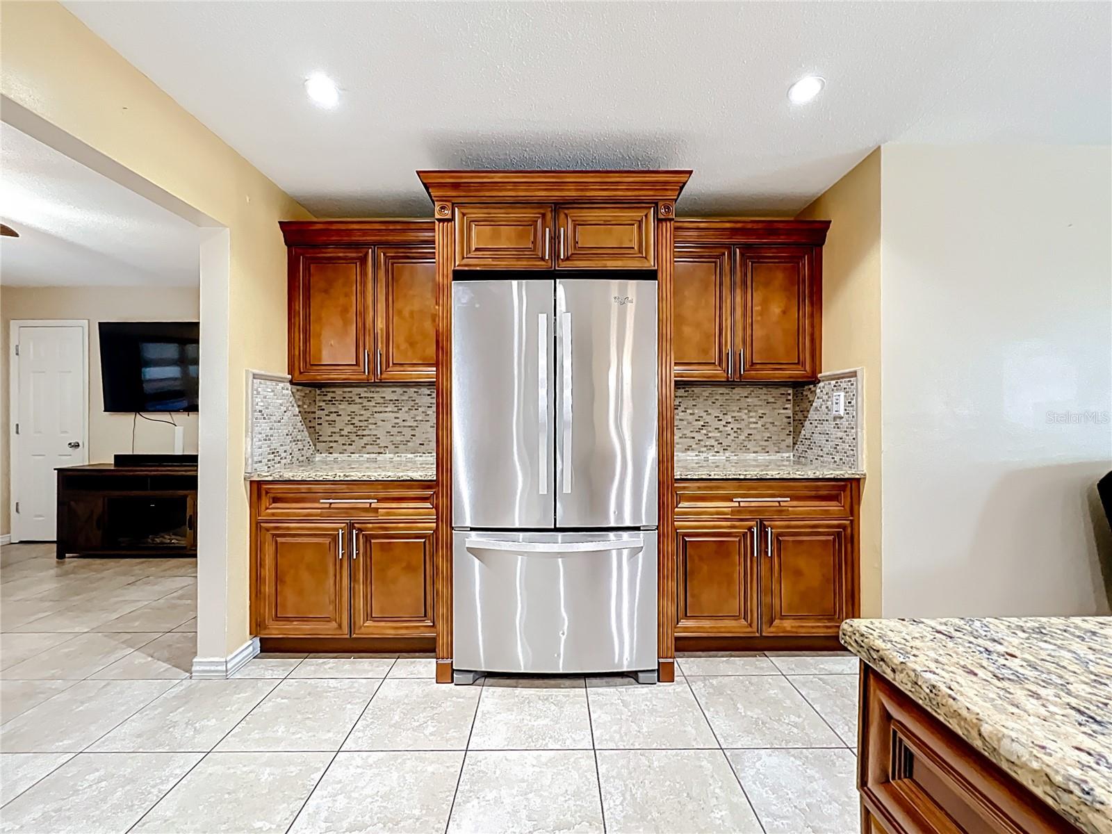 HI-RIDGE ESTATES - Residential