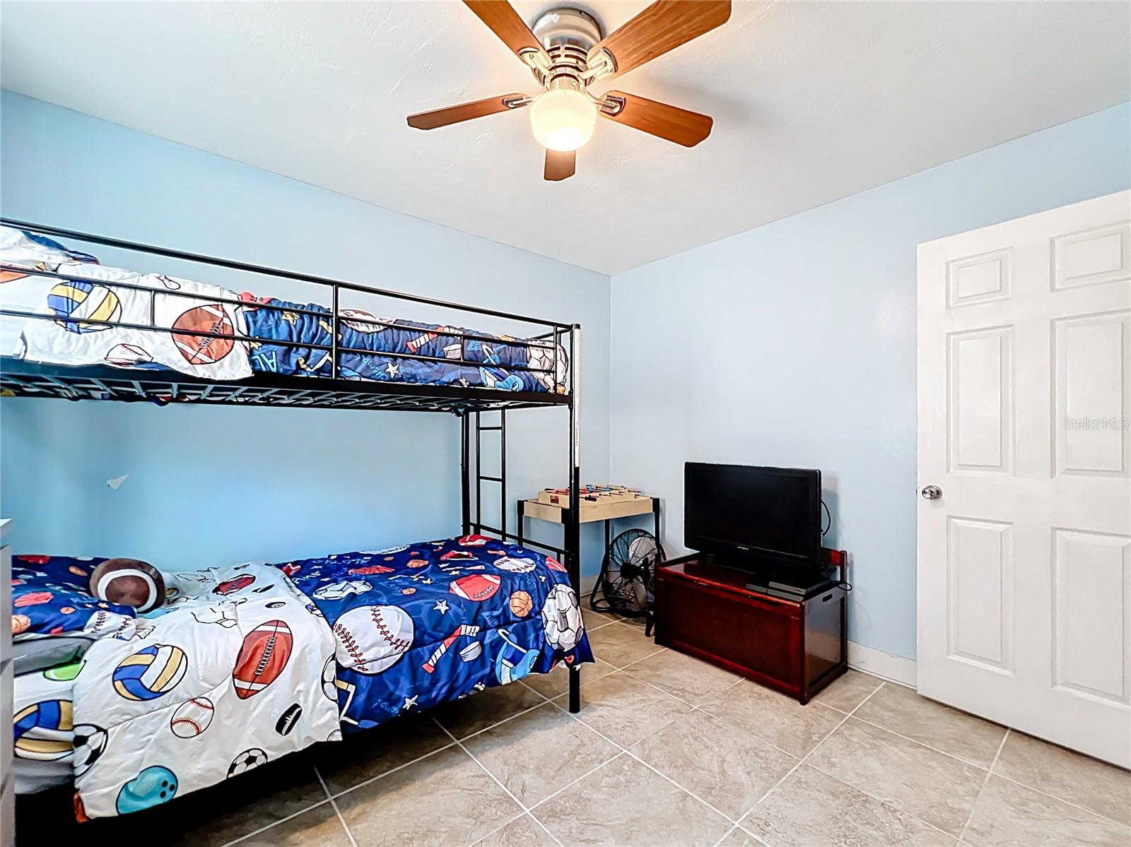 HI-RIDGE ESTATES - Residential