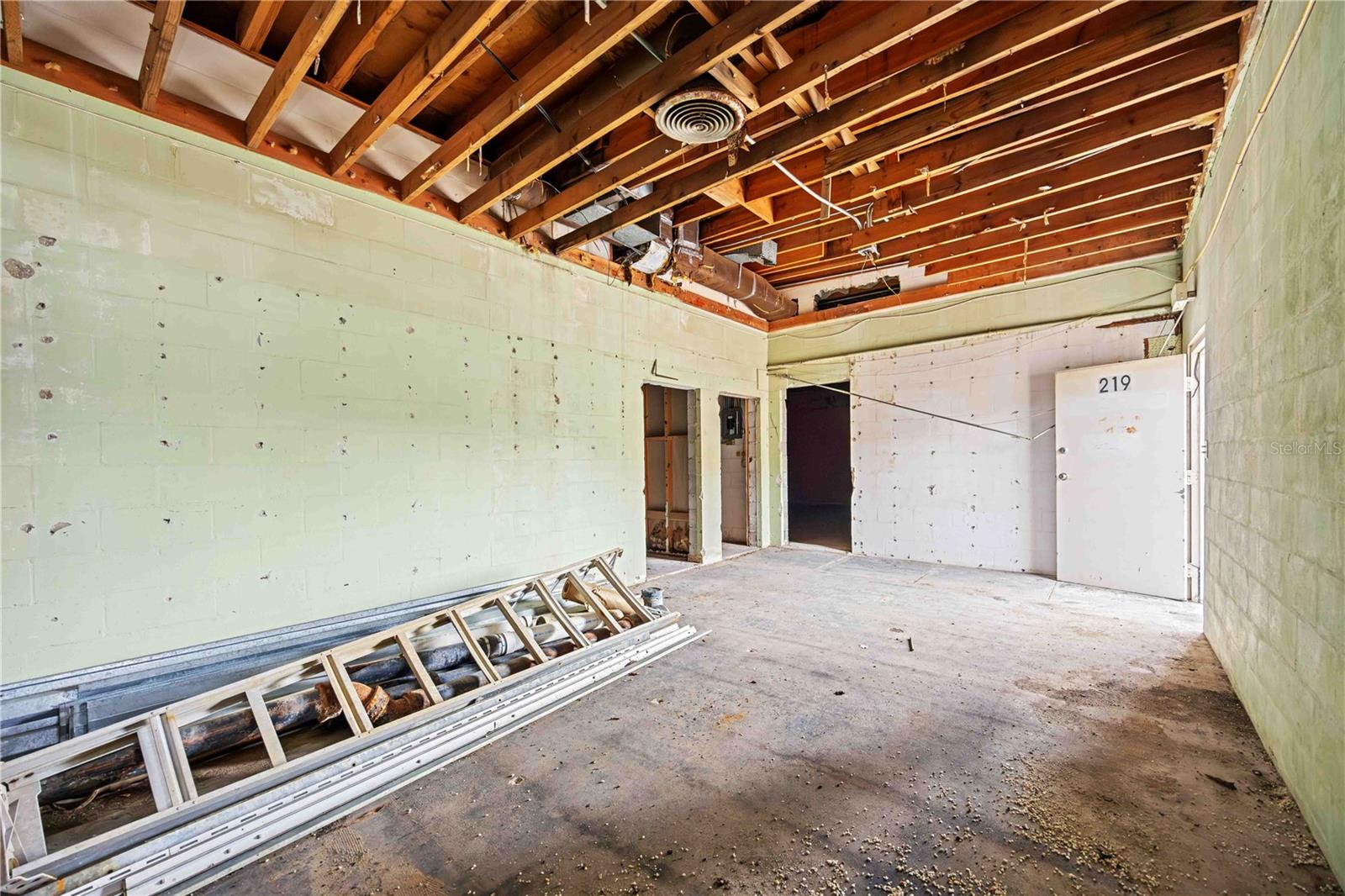 VENICE GULF VIEW SEC OF - Commercial Sale