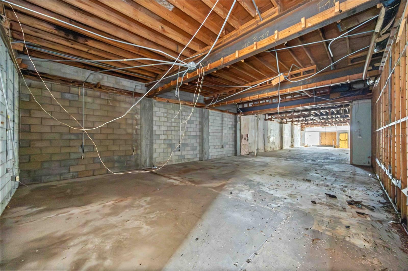 VENICE GULF VIEW SEC OF - Commercial Sale