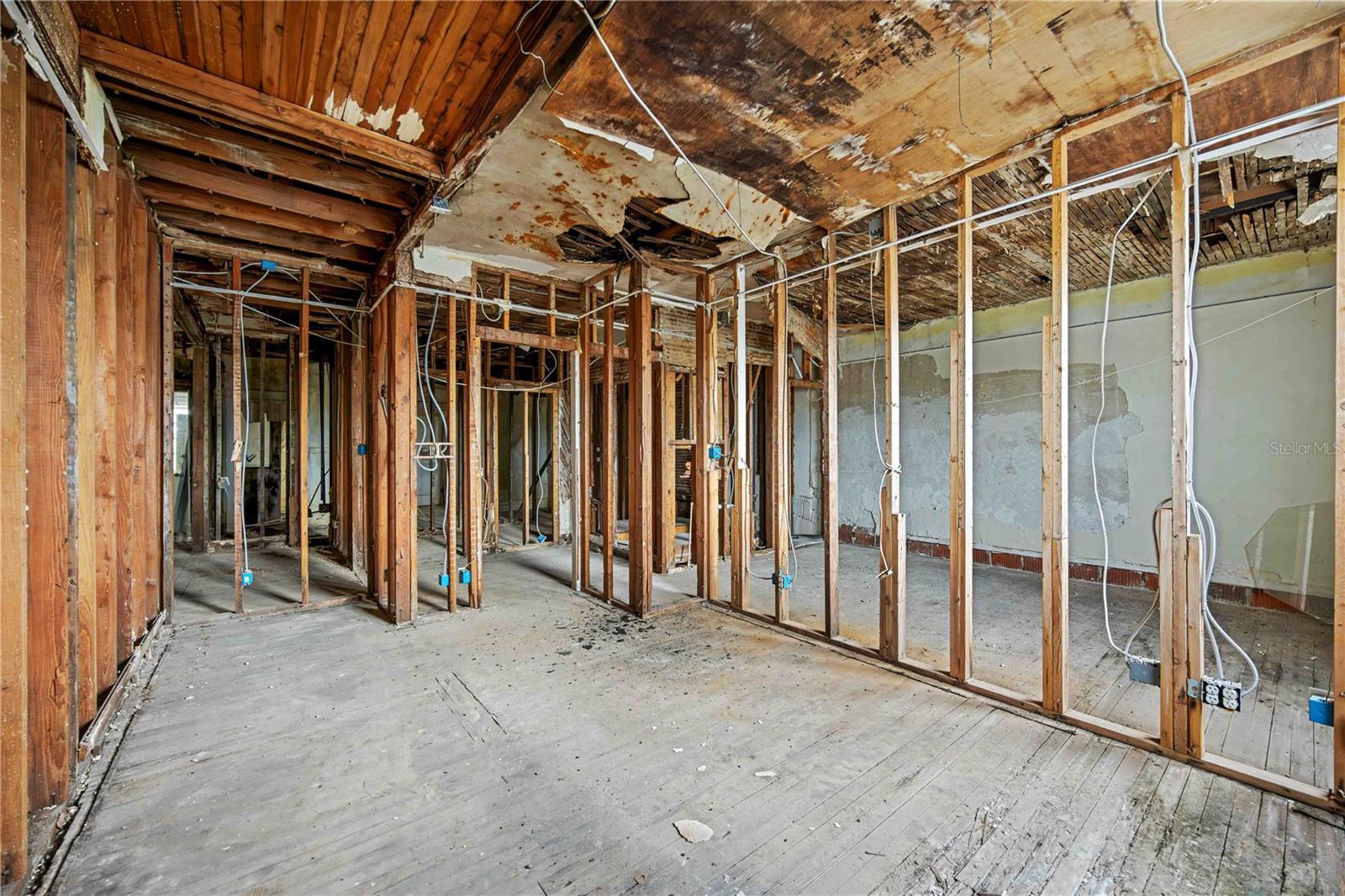 VENICE GULF VIEW SEC OF - Commercial Sale