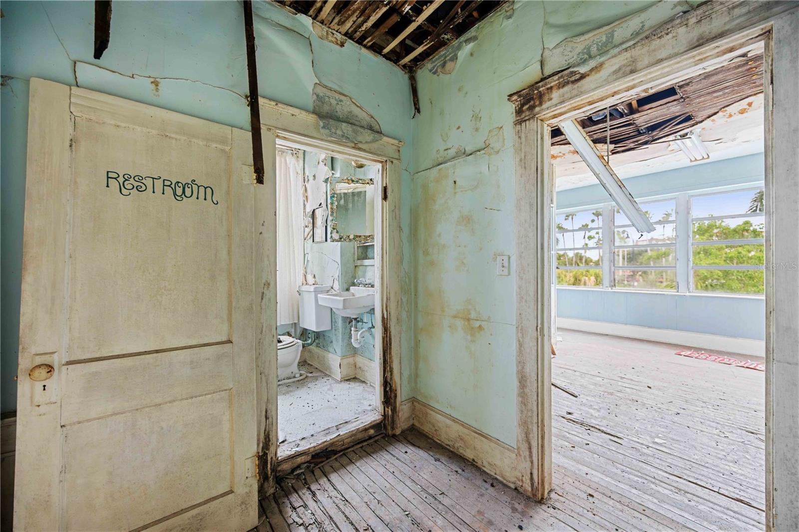 VENICE GULF VIEW SEC OF - Commercial Sale