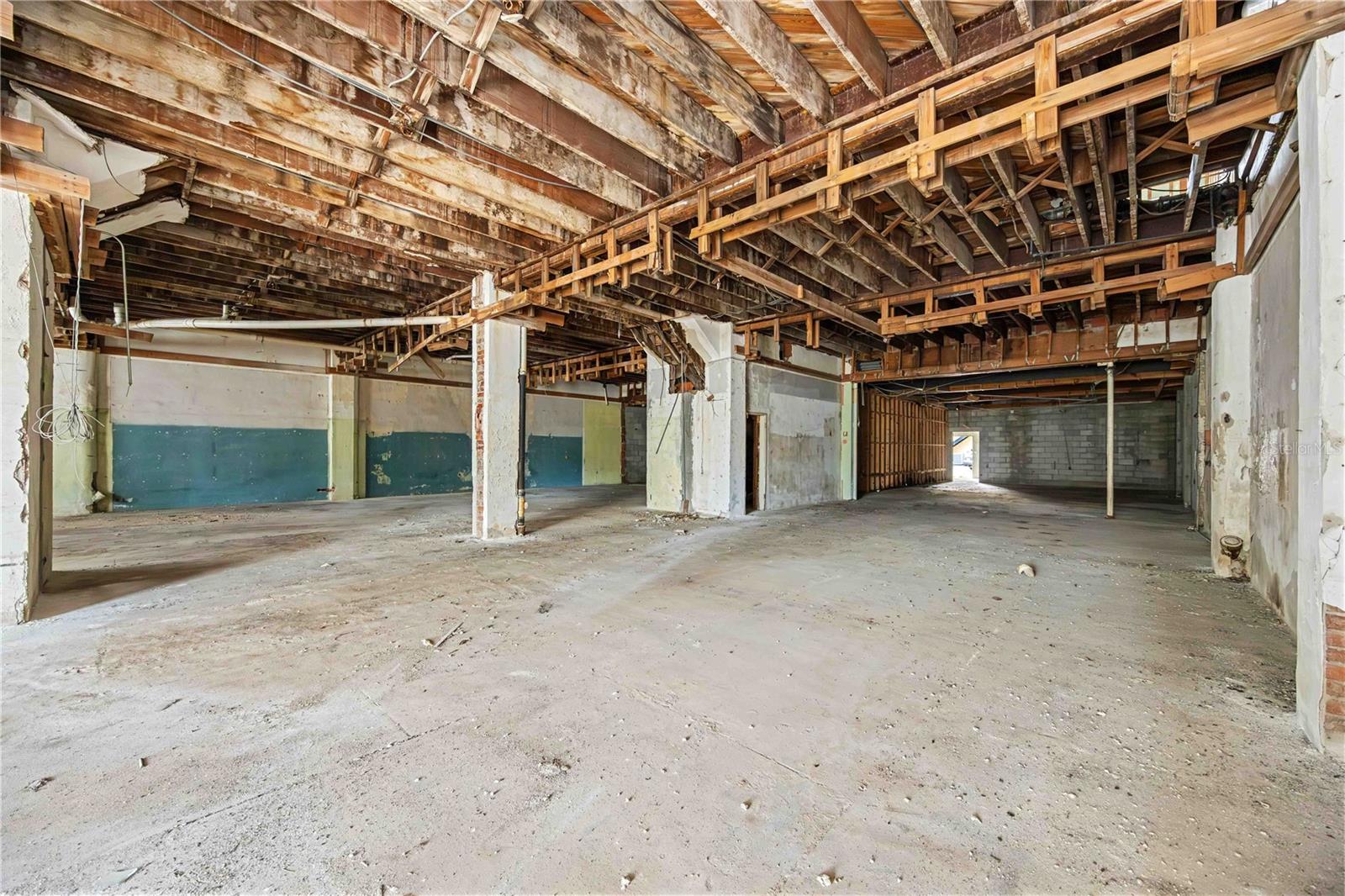 VENICE GULF VIEW SEC OF - Commercial Sale