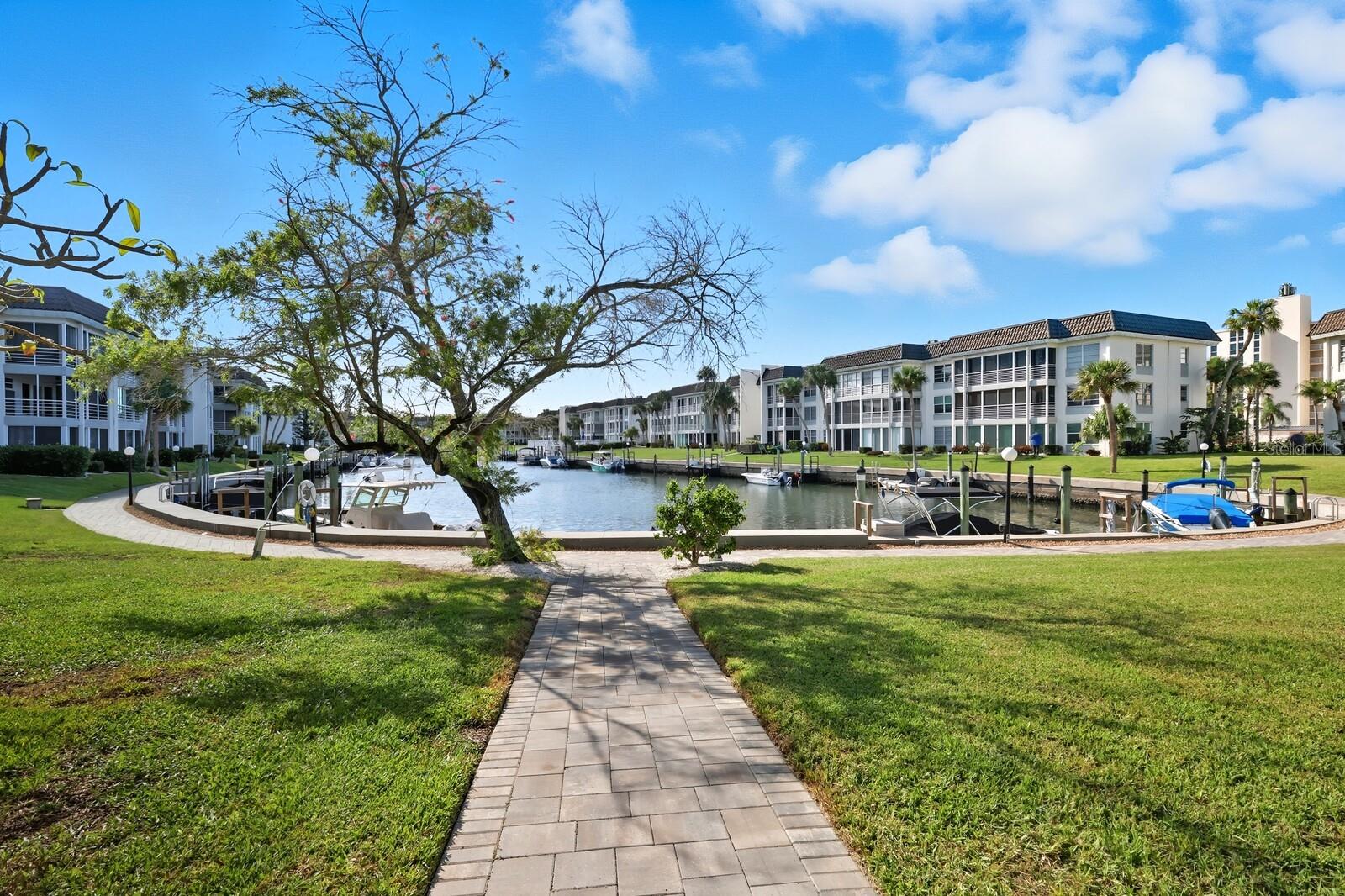 LONGBOAT HARBOUR - Residential
