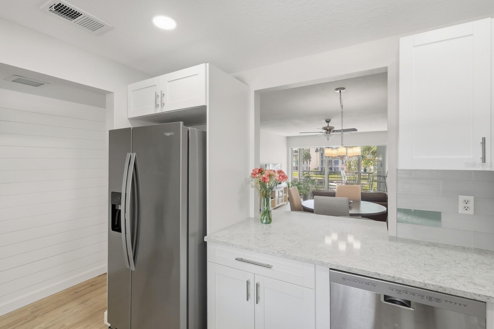 LONGBOAT HARBOUR - Residential