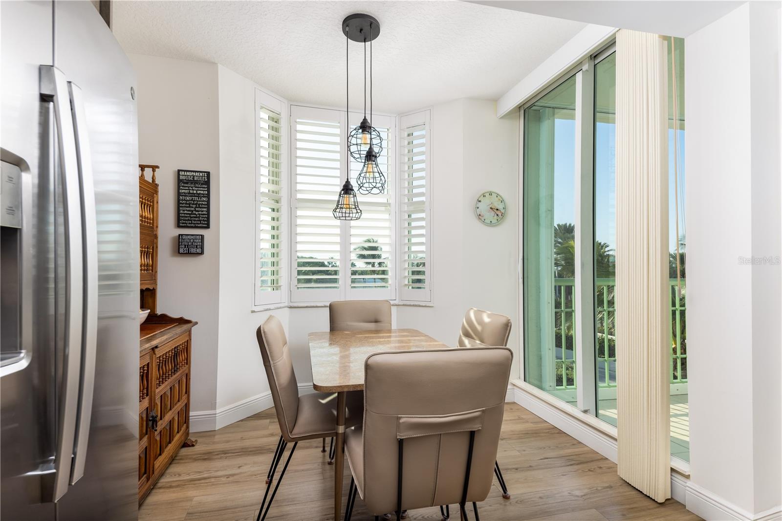 REGENCY ISLAND DUNES - Residential