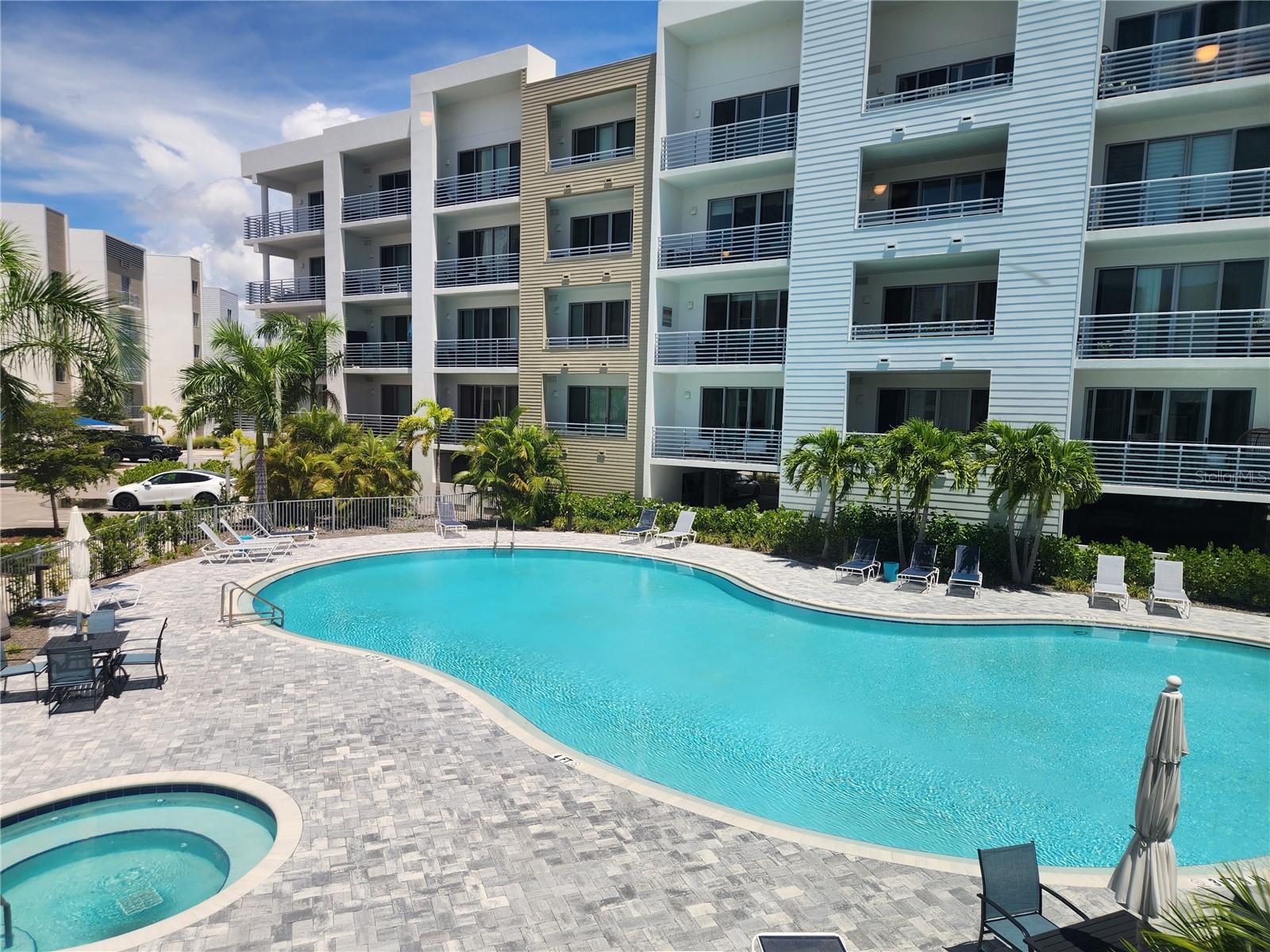 1703 N TAMIAMI TRAIL 507