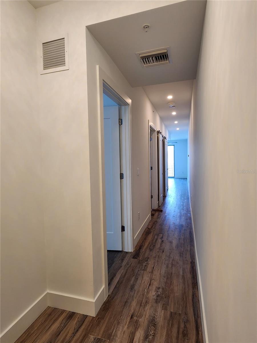 CONDO-MID-RISE 2-6 STORIES-0404 - Residential