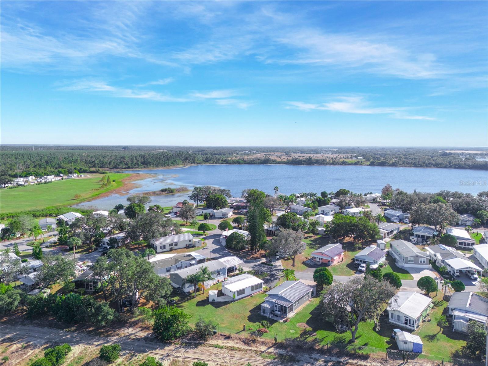 SADDLEBAG LAKE - Residential