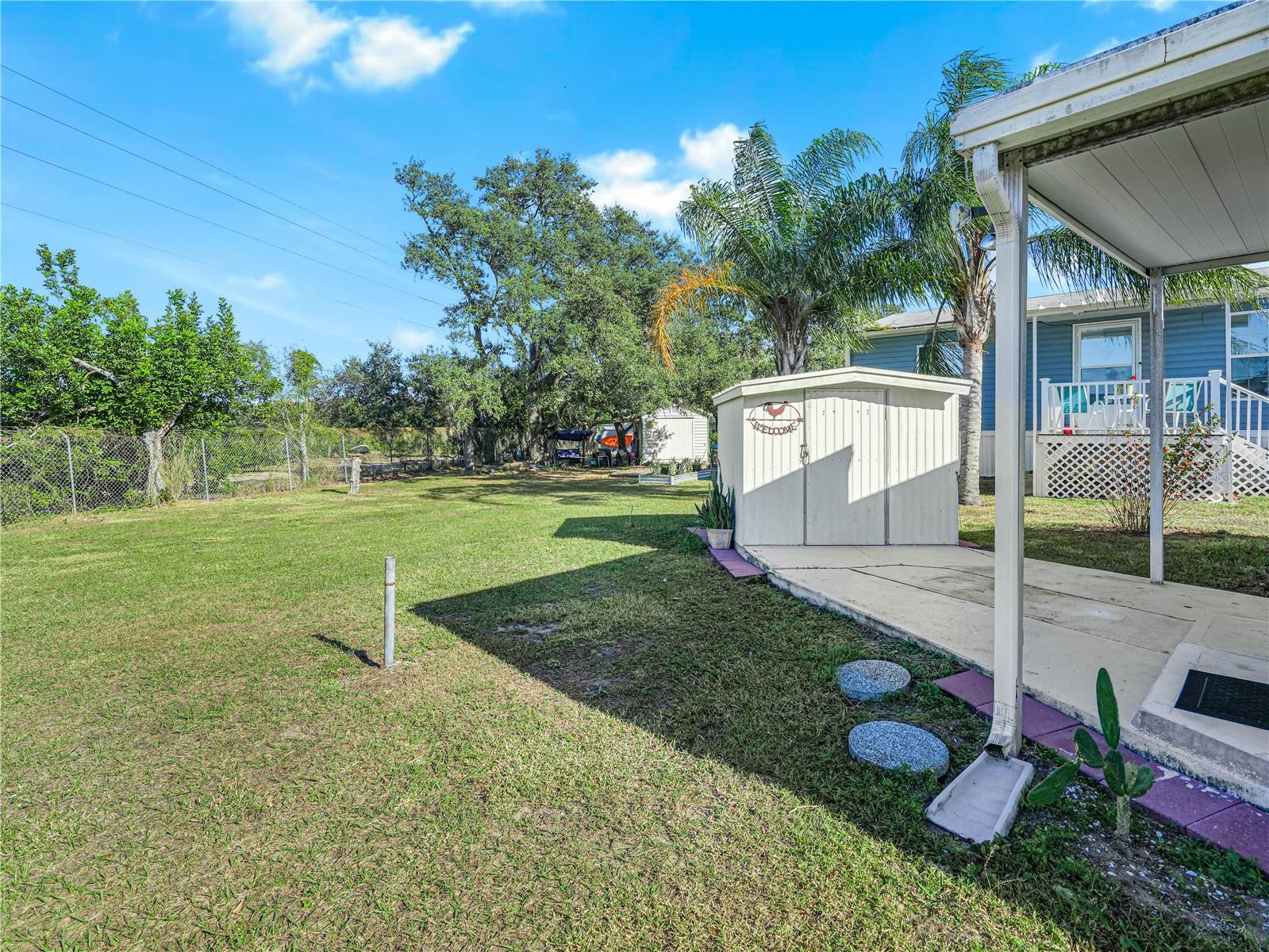 SADDLEBAG LAKE - Residential